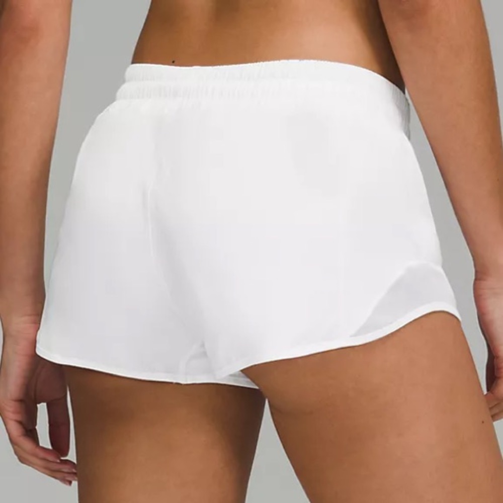 Lululemon Hotty Hot Shorts White Size 6